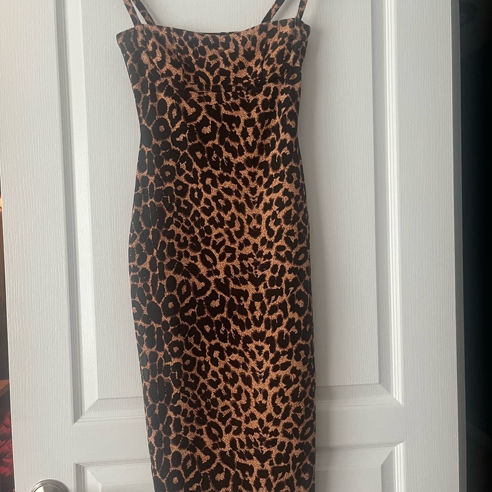 Leopard Print Women's PrettyLittleThing Dress